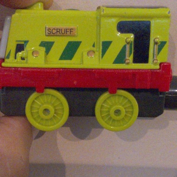 Thomas & Friends Wooden Railway RARE Scruff and Thomas 2014 Collectors I… - Picture 3 of 5